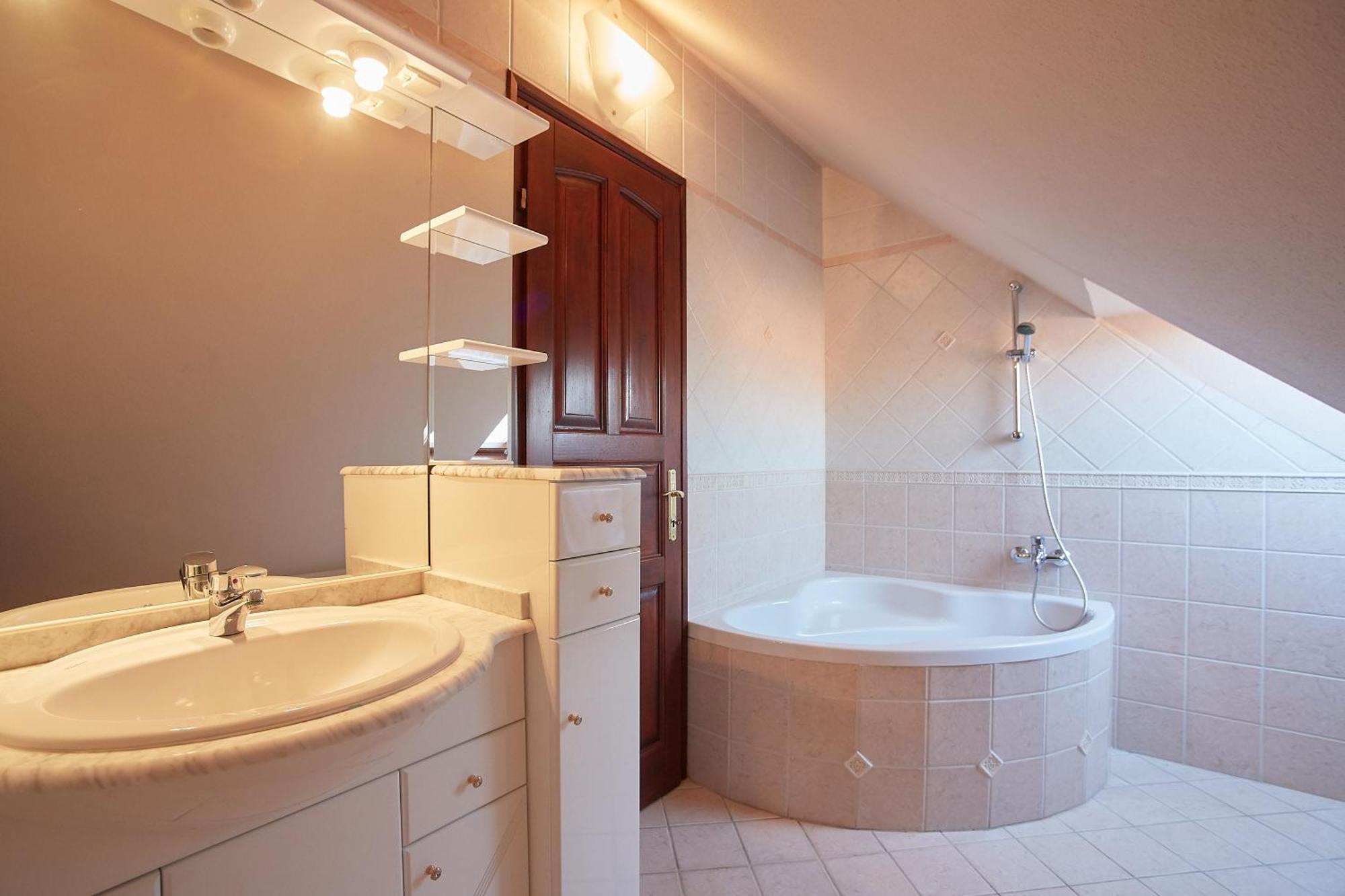 Lujza Apartman Goedoello Appartement Buitenkant foto